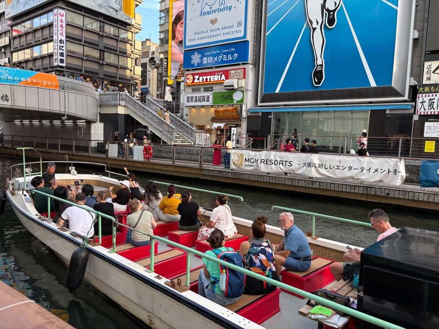 Osaka: Dotonbori's Bridges 20-Minute Cruise - Why a river ride helps in crowded Dotonbori