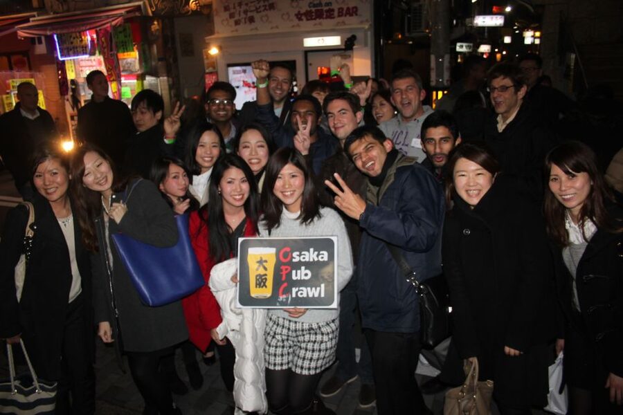 Osaka: Guided Pub Crawl - The first bar: sit down, meet people, and get comfortable