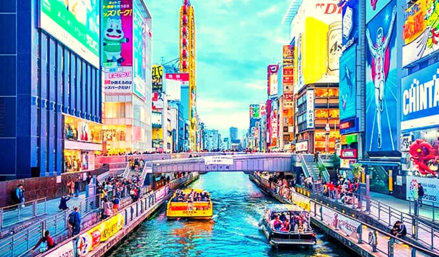 Osaka: Hotspots & Hidden Gems Walking Tour Private or Group - Kuromon Ichiba Market, where Osaka shops for food