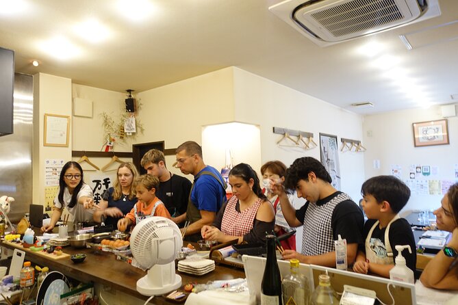 Osaka Japanese Cooking And Matcha Class near Osaka Castle - Choosing between okonomiyaki, bento, and home cooking