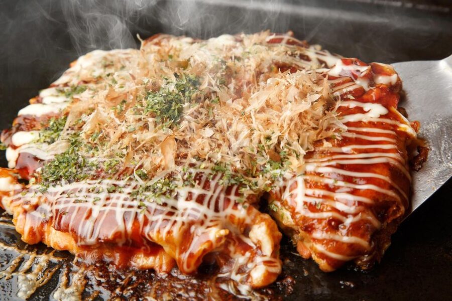 Osaka: Local Foodie Tour in Dotonbori and Shinsekai - Key points to know before booking