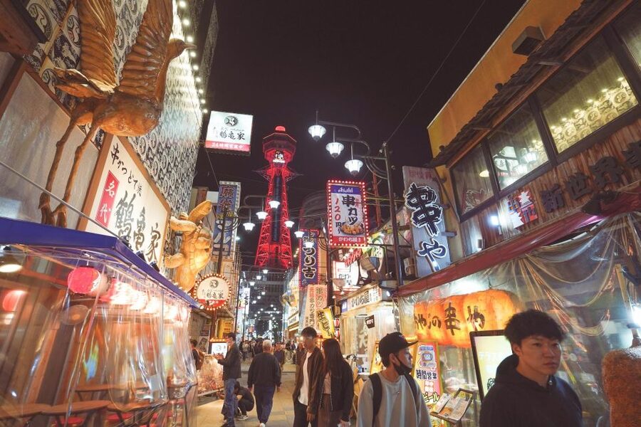 Osaka: Local Foodie Tour in Dotonbori and Shinsekai - Why this food walk makes sense in Osaka