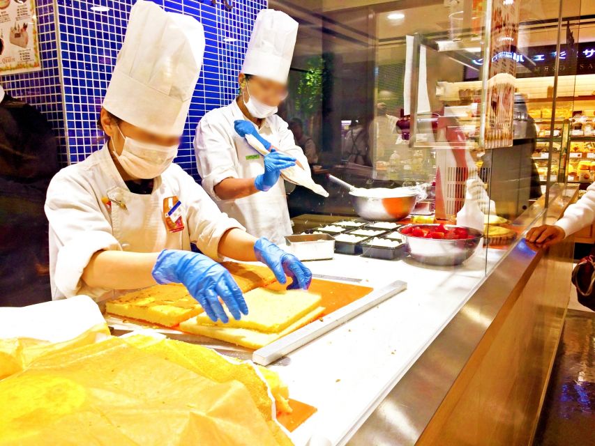 Osaka: Main Sights and Hidden Spots Guided Walking Tour - Abeno Harukas and the department store food hall