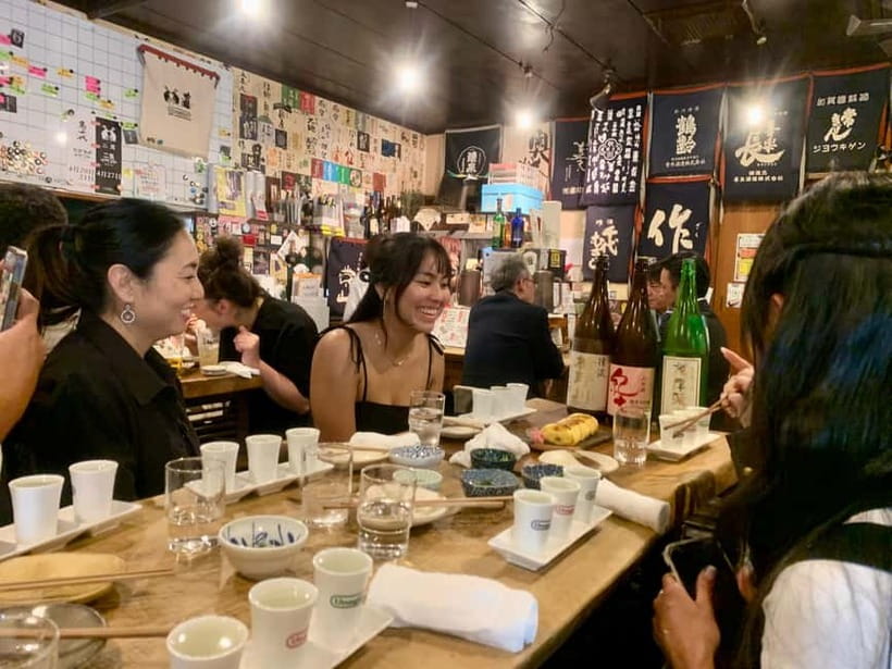 Osaka: Namba Pub Bar Crawl with a Local Guide - First stop: one hour at a Namba izakaya