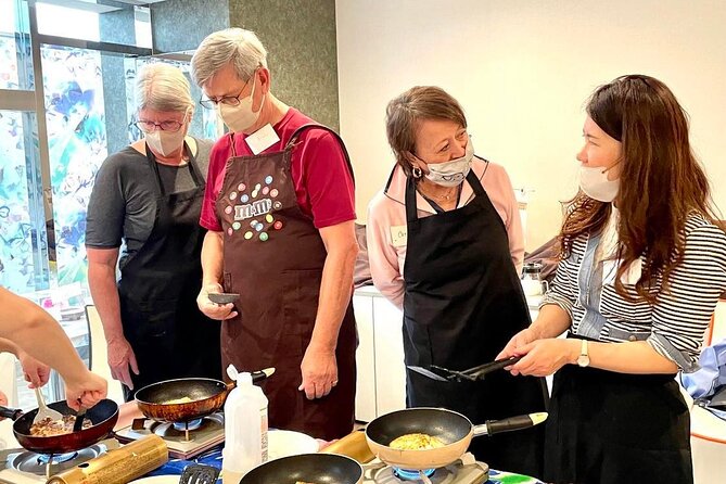 Osaka Okonomiyaki Cooking Experience! - Why this Osaka cooking class feels different