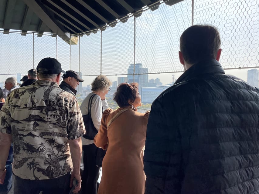 Osaka: Osaka Castle & Historical Museum Guided Tour - Timing, language, and group size