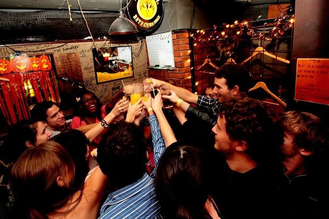 Osaka Pub Crawl and Nightlife Tour - Moving through Osaka’s bar scene