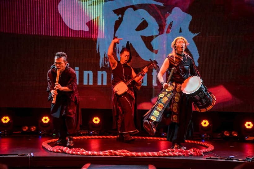 Osaka:SUMO BEATS SHOWCASE: Taiko Drum and Wagyu burger! - What kind of Osaka night is this?