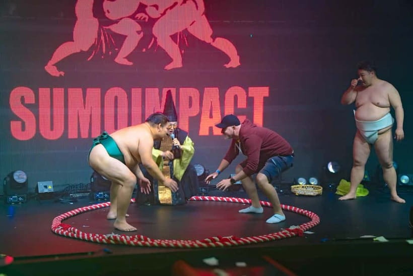 Osaka:SUMO BEATS SHOWCASE: Taiko Drum and Wagyu burger! - Arriving at PICCADILLY PREMIUM in Umeda