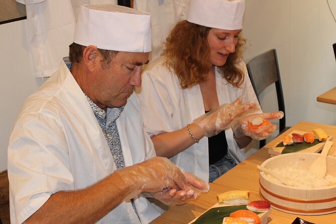 Osaka Sushi Making Experience - Finding the Dōtonbori meeting point