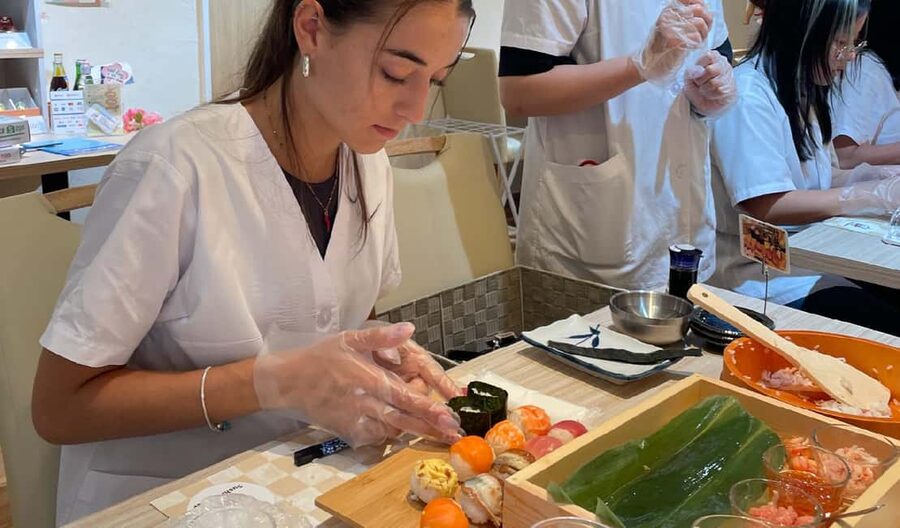 Osaka: Sushi Making in Spacious Studio (SAME-DAY OK!) - Vegetarian Choices and Food Allergies