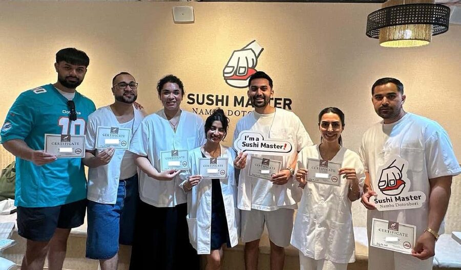 Osaka: Sushi Making in Spacious Studio (SAME-DAY OK!) - Who Will Enjoy This Most
