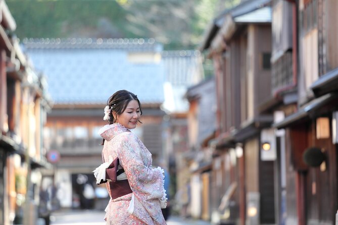 Photoshoot session by professional photographer in Kanazawa - Pickup, drop-off, and the practical timing