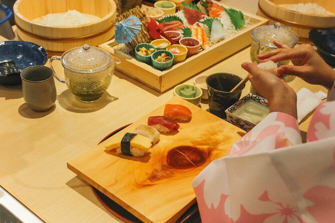 Popular Sushi Making Class near Tokyo Tower - Families, couples, and first-time visitors
