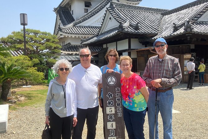 Port Pick-Up: Kochi Tour with Licensed Guide and Vehicle - Makino Botanical Garden and Chikurinji Temple