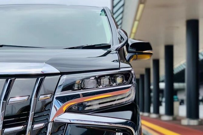 Private departure transfer from Tokyo City to Narita International airport - The vehicle: sedan, MPV, or van