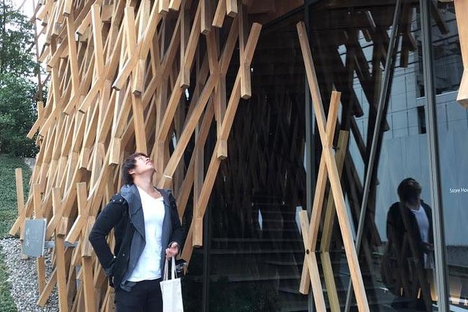 Private Harajuku Omotesando Architecture Walking Tour - Omotesando’s designer buildings, one facade at a time