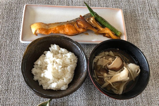 Private Home Cooking in Yanaka – Local Flavors in a Warm Setting - The price is high, but the format explains it