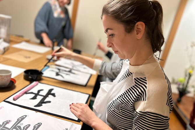 Private Japanese Calligraphy in Kyoto – Learn Shodō with a Master - The one-hour lesson, step by step