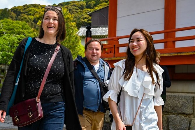 Private Kyoto Tour with a Local, Highlights & Hidden Gems, Personalised - Starting at Sanjo and finding your Kyoto rhythm