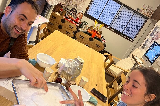 Private Mochi Sweets Making class near Shibuya area - Shaping Dango and Learning the Details