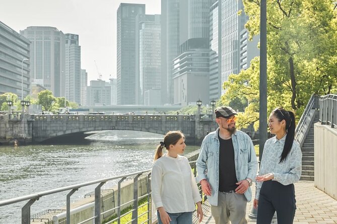 Private Osaka Walking Tour: Highlights & Hidden Gems - Amerikamura and Osaka’s creative side