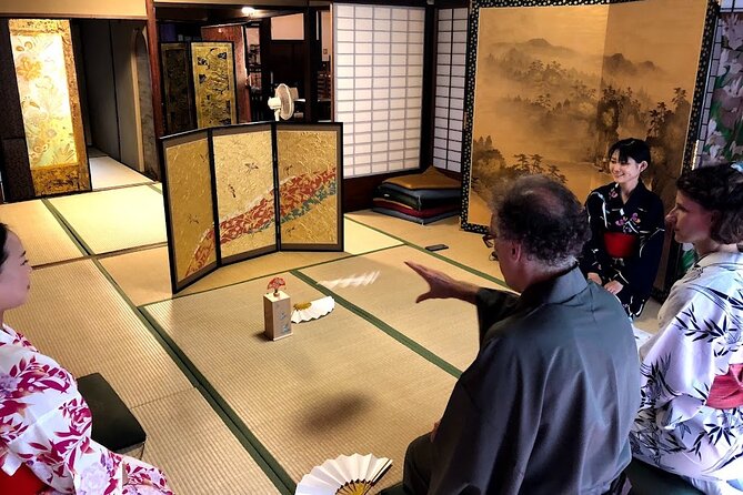 Private Tea Ceremony and Sake Tasting in Kyoto Samurai House - The tea room and the way of matcha