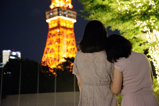 Private Tokyo Night Tour - Tokyo Tower delivers the classic night photograph