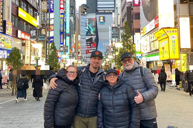 Private Tour Guide in English or Spanish (Español) - Shinjuku After Dark Energy, Even on a Short Visit