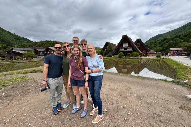 Private Tour of Shirakawago from Kanazawa (Half Day) - Crossing the Sho River into Shirakawa-go