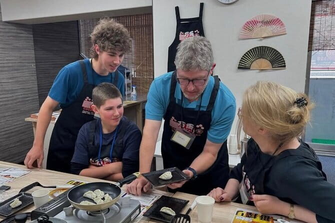 Ramen Gyoza Onigiri Japanese Cooking Class in Kyoto - What This Kyoto Cooking Class Actually Teaches