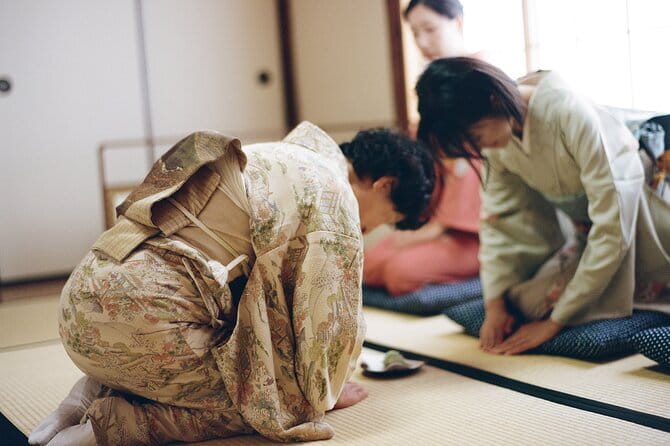 Ramen Gyoza Onigiri Japanese Cooking Class in Kyoto - The Instructors and Small Group Feel