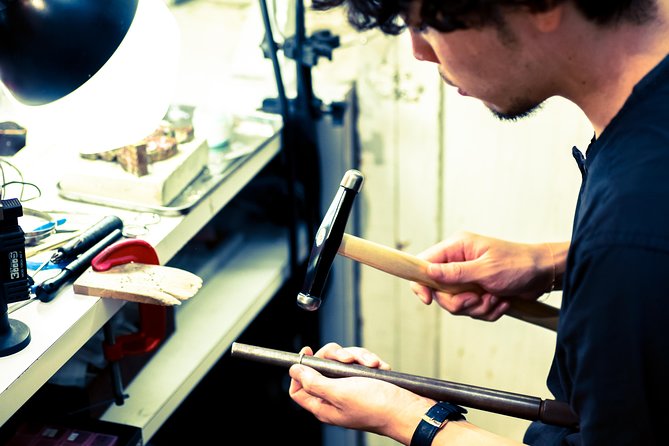 Ring making experience Completed in about 1 hour! - Step one: measuring your finger