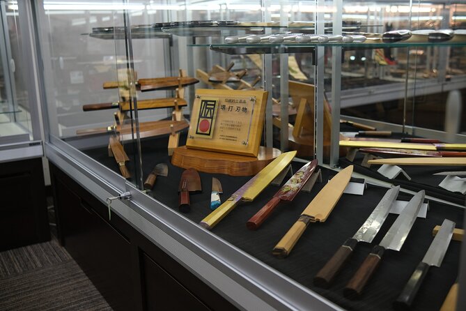 Sakai - Knife Factory and Craft Walking Tour - Sakai Traditional Crafts Museum in 30 minutes