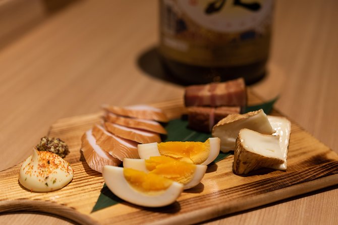 Sake Tasting Masterclass in Shinjuku (8+ Varieties with a Pro) - Why the guides make or break the afternoon