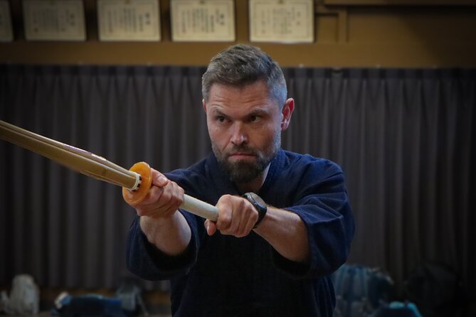 Samurai Experience - Learn Bushido through Kendo, in Tokyo - Your first lesson: bowing before the bamboo sword