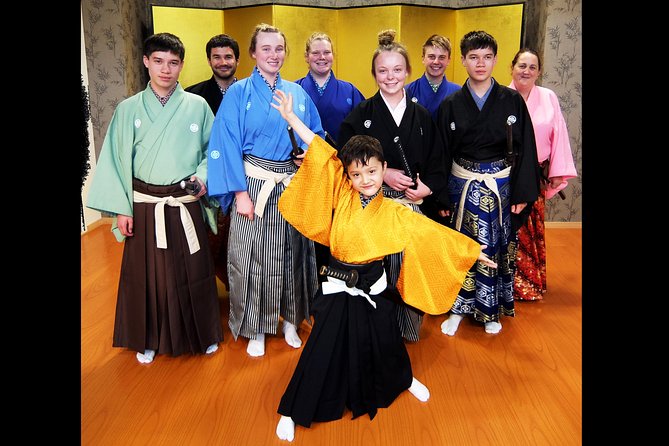 Samurai School in Kyoto: Samurai for a Day - Learning the bow and the katana