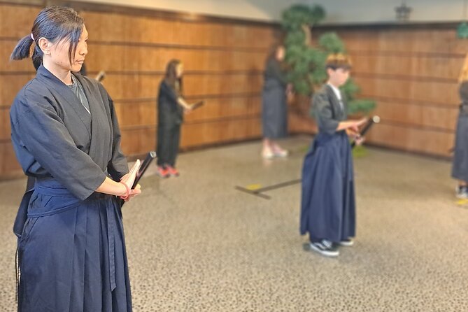 Samurai Sword Experience (Family Friendly)at SAMURAI MUSEUM KYOTO - Dressing as a samurai