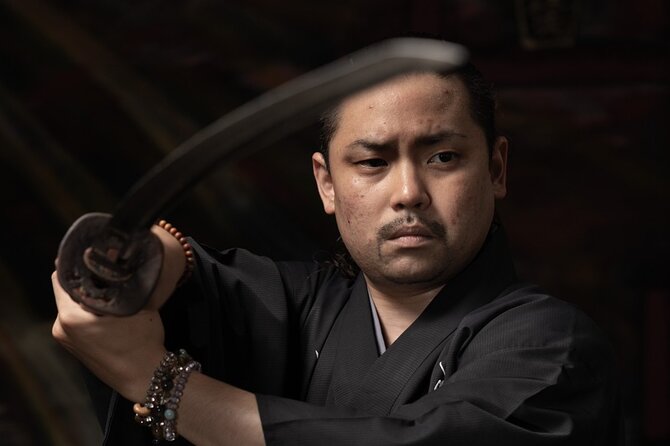 Samurai Training with Modern day Musashi in Kyoto - Watching Yushin Sensei perform