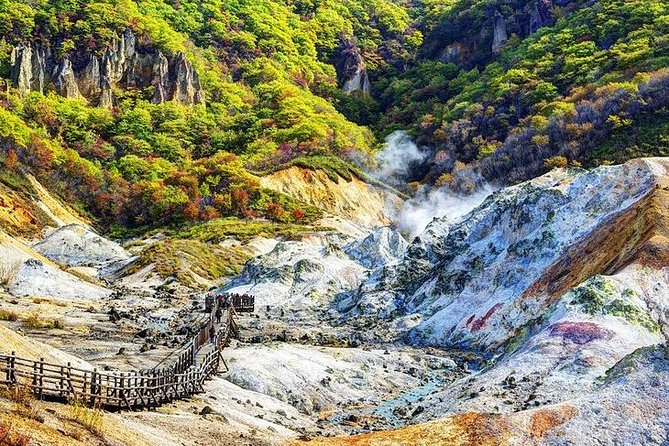 Sapporo 6hr Private Tour with Government Licensed Guide - Mt. Moiwa and Jozankei Onsen