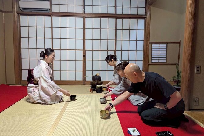Shibuya Authentic Tea Ceremony with experienced instructor - A quiet pause in the middle of Shibuya