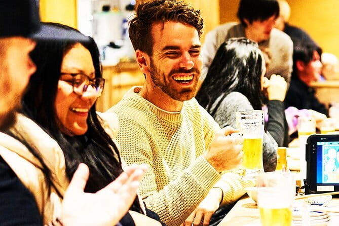 Shinjuku: Food Tour – 15 Dishes & 3 Drinks at 4 Eateries - Stop two: Kabukicho for a local-style izakaya