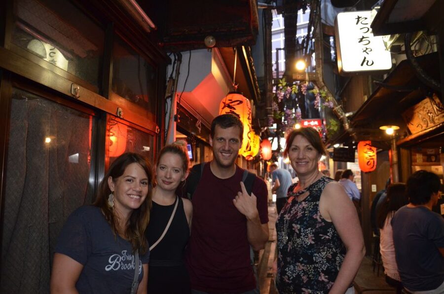 Shinjuku: Golden Gai Food Tour - Who should book this Shinjuku evening?