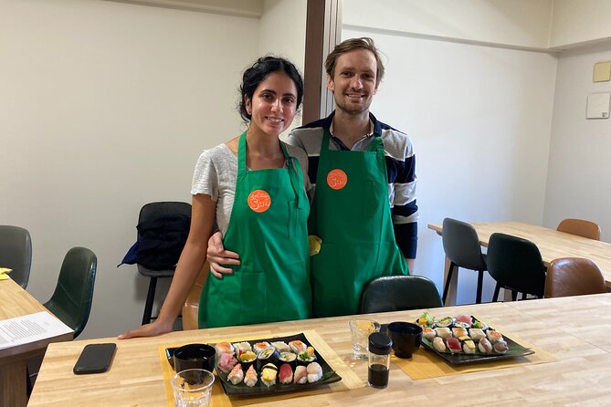 Sushi Class in Osaka Dotonbori - Shaping nigiri with careful hands