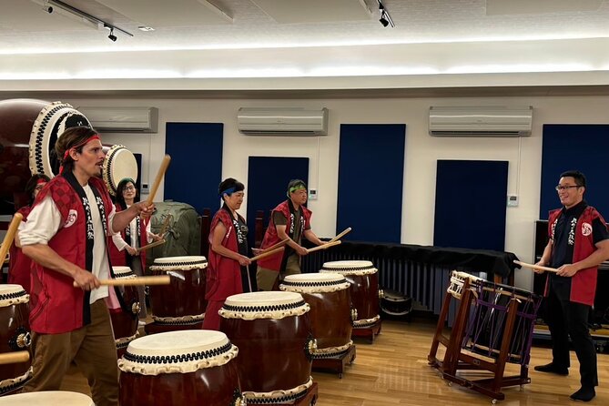 TAIKO, Japanese Drum Experience from Kyoto - Writing Your Wish on a Hachimaki