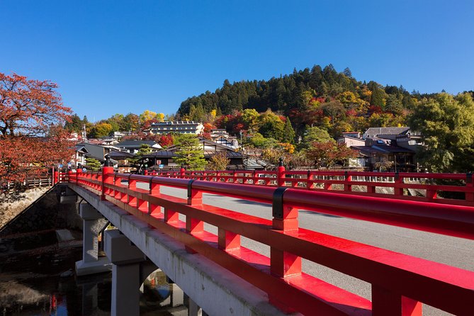 Takayama Old Town Walking Tour with Local Guide - Seeing Takayama Jinya from the outside