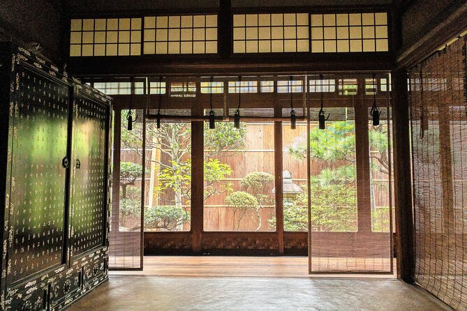Tea ceremony and kimono experience at Kyoto, Tondaya - Why the group size matters so much