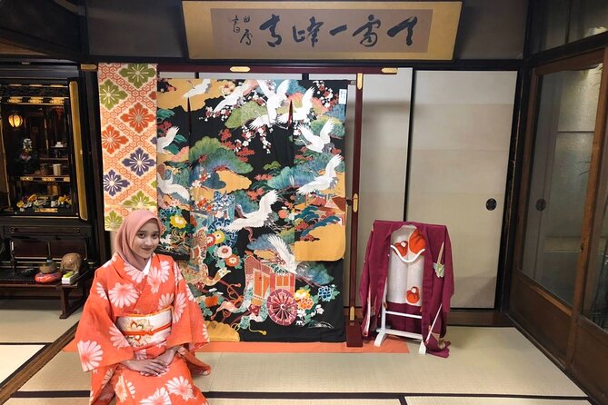 Tea ceremony and kimono experience at Kyoto, Tondaya - Who will enjoy Tondaya most?
