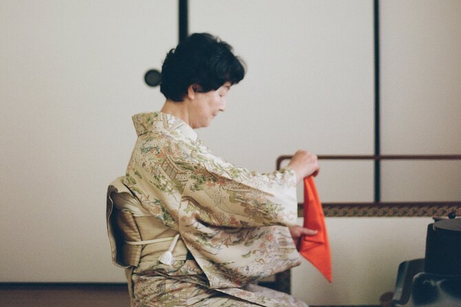 Tea ceremony by the tea master in Kyoto SHIUN AN - What happens during the 45-minute tea ceremony