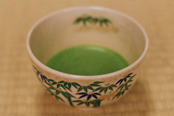 Tea ceremony by the tea master in Kyoto SHIUN AN - Who will enjoy this most